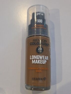Revlon ColorStay Longwear Makeup - 500 Walnut